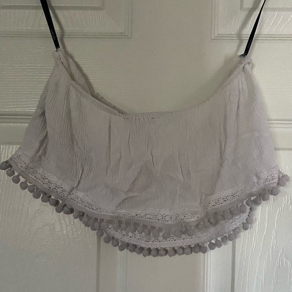 Crop top! - Picture 2 of 3